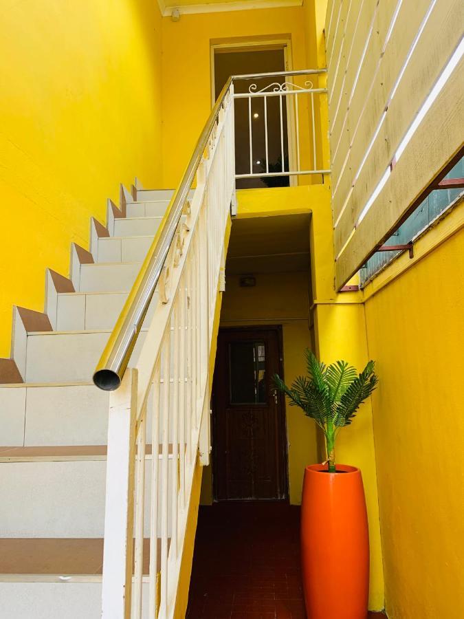 Mowetu Guest House 케이프타운 외부 사진