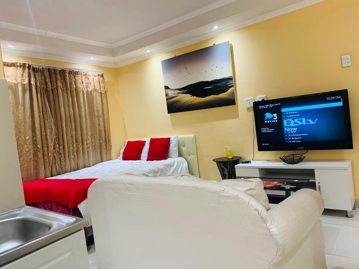 Mowetu Guest House 케이프타운 외부 사진